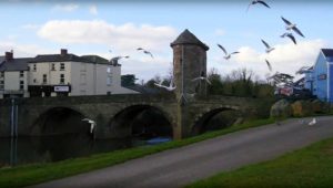 Parade House in Monmouth - Monnow Bridge in Monmouth, Wales, is the only remaining fortified river bridge in Great Britain
